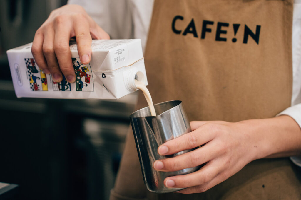 OATSIDE燕麥奶與「CAFE!N 硬咖啡」推出燕麥冠軍拿鐵